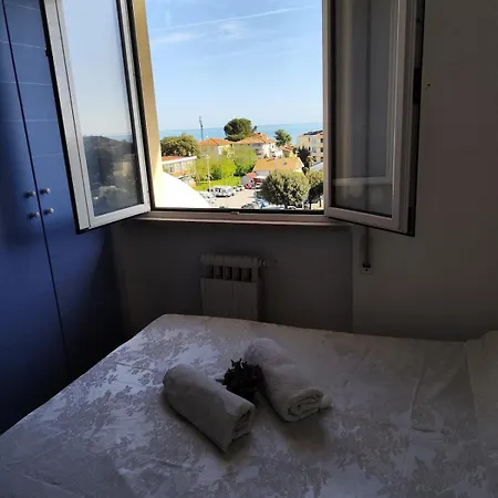 Lejlighed A A 350 Mt Dal Mare *