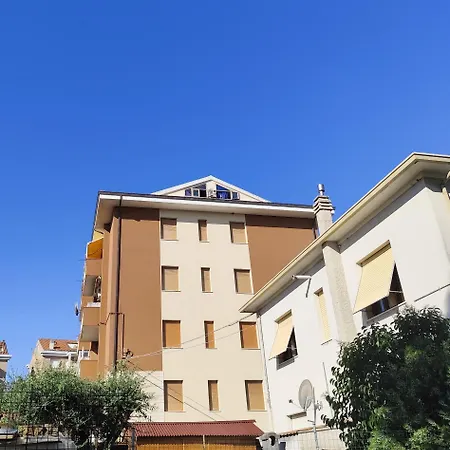 A A 350 Mt Dal Mare Apartman Marzocca di Senigallia