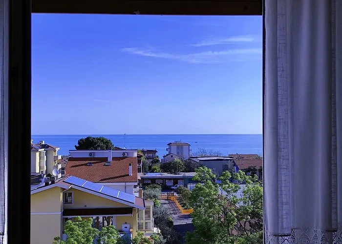 A A 350 Mt Dal Mare Apartman