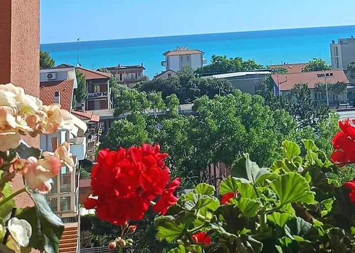 A A 350 Mt Dal Mare Marzocca di Senigallia